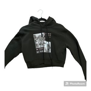 Cropped hoodie